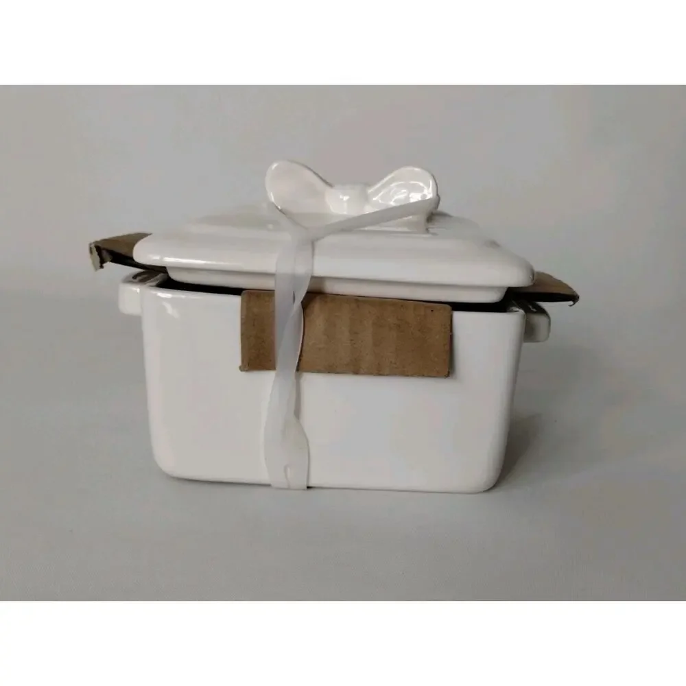 White Square Stoneware Baking Dish w/ Lid Bow Handle Oven Safe 350°F